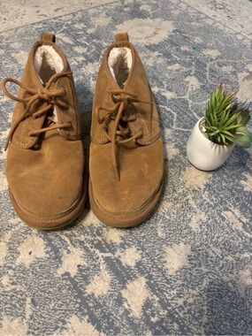 UGG Men's Chestnut Suede Chukka Boots